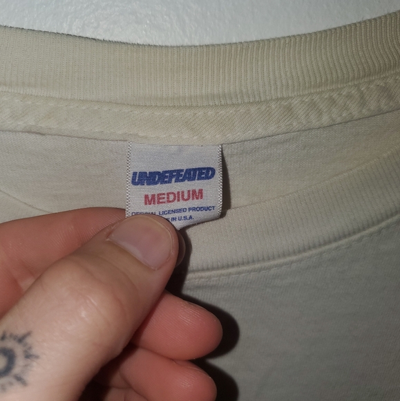 Undefeated Long Sleeve Shirt Size Medium Retro Vintage Streetwear - Picture 3 of 4